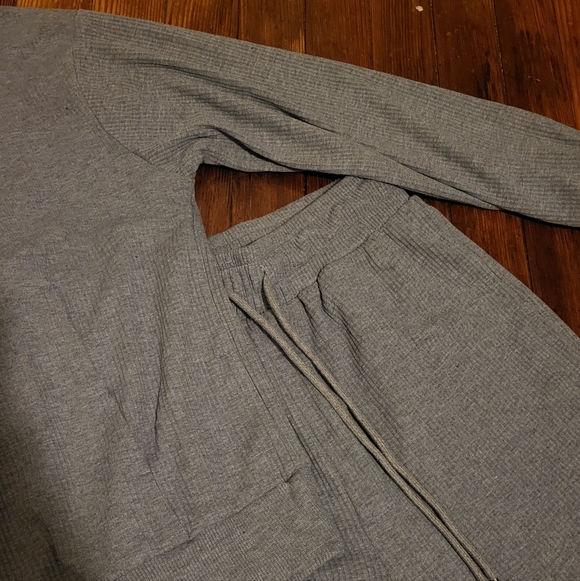 Gray Ribbed Lounge Set - Picture 2 of 5